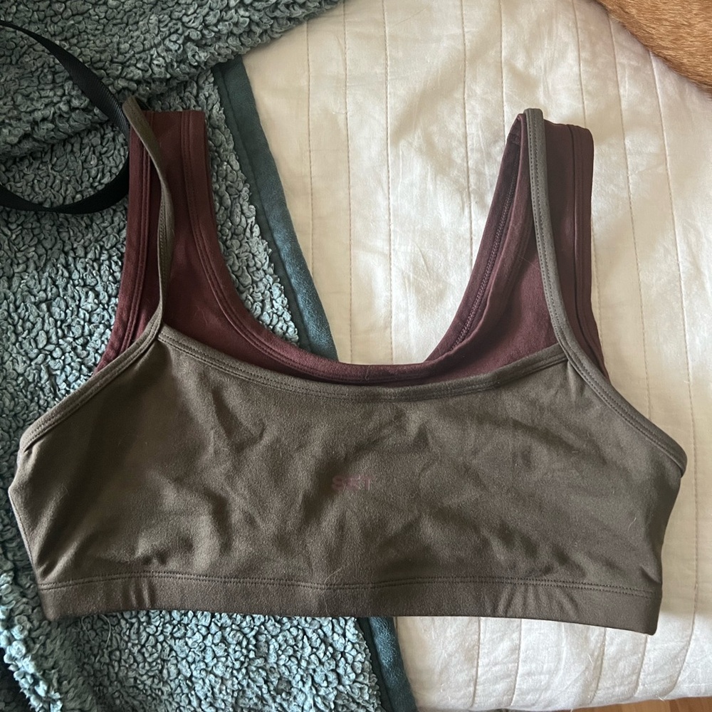 SET Active Dual-Tone Sports Bra in brown am burgundy ( maverick color in SET)